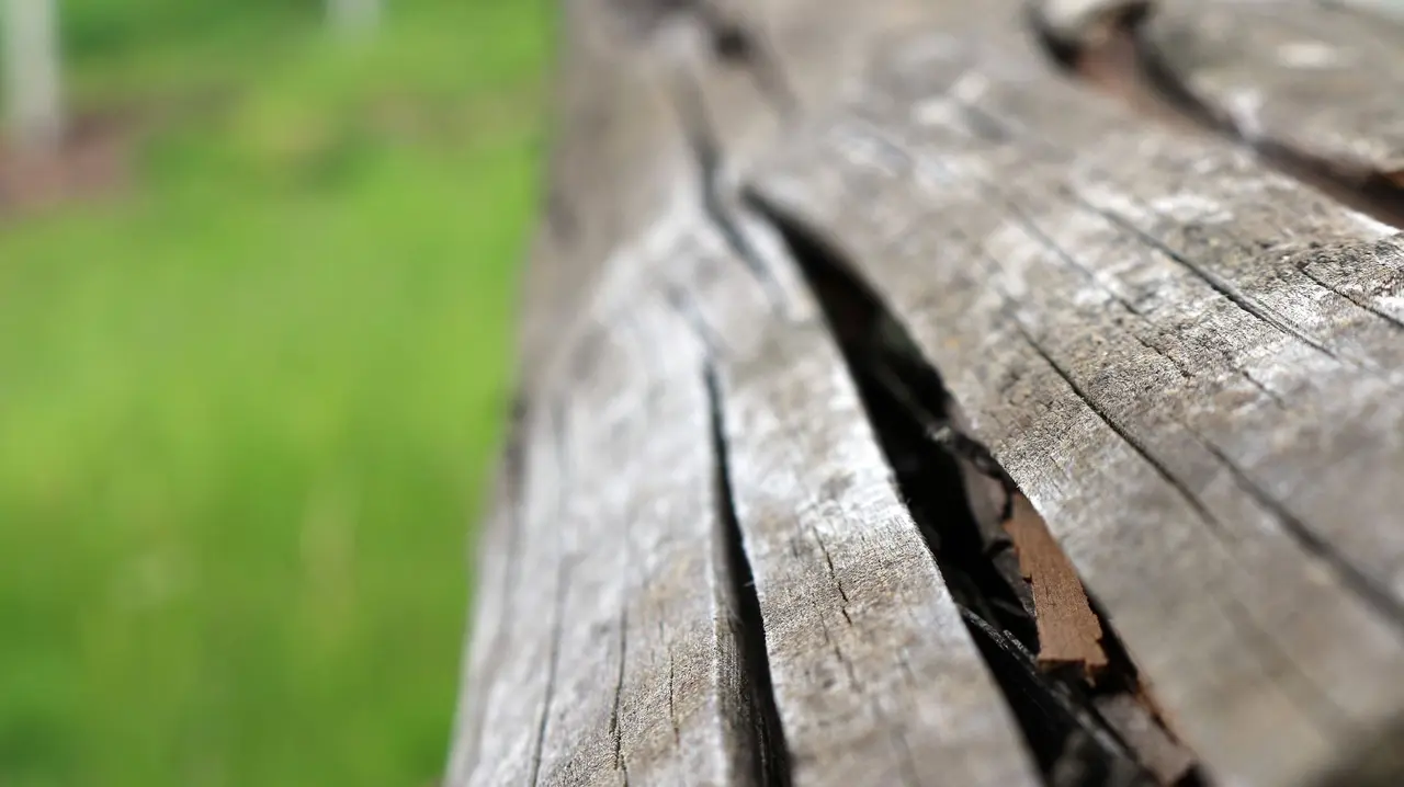 Split Wood Fence Repair